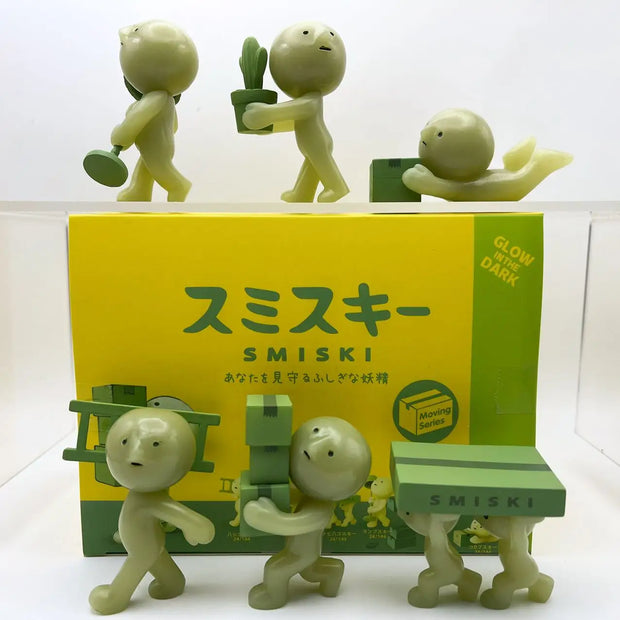 Smiski Moving Series Luminous Doll Model Blind Box Sonny Angel Ornament Cute Corner Jun Elf Collecte Car Decoration Kawaii Gifts